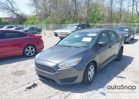 2015 Ford Focus S from USA, damaged, VIN 1FADP3E27FL204784